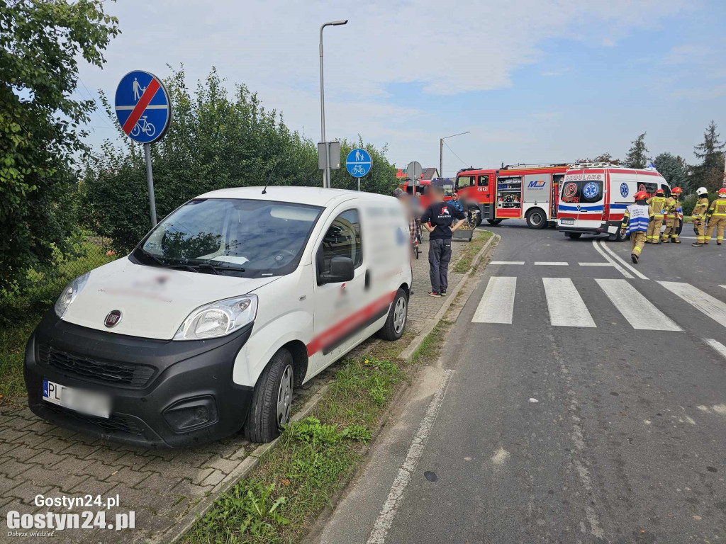 Zderzenie osobówki i motoroweru w Pudliszkach