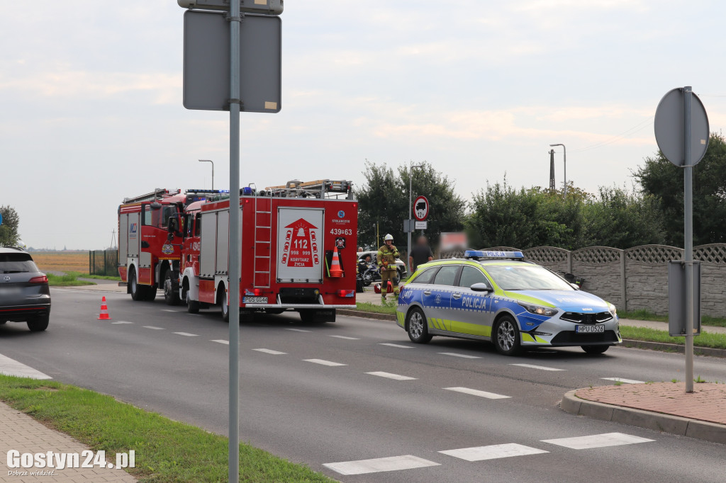Zderzenie osobówki i motoroweru w Pudliszkach
