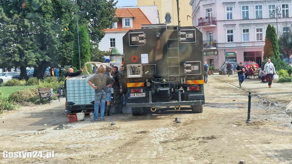 Dary z Ponieca dotarły do Głuchołaz i Nysy