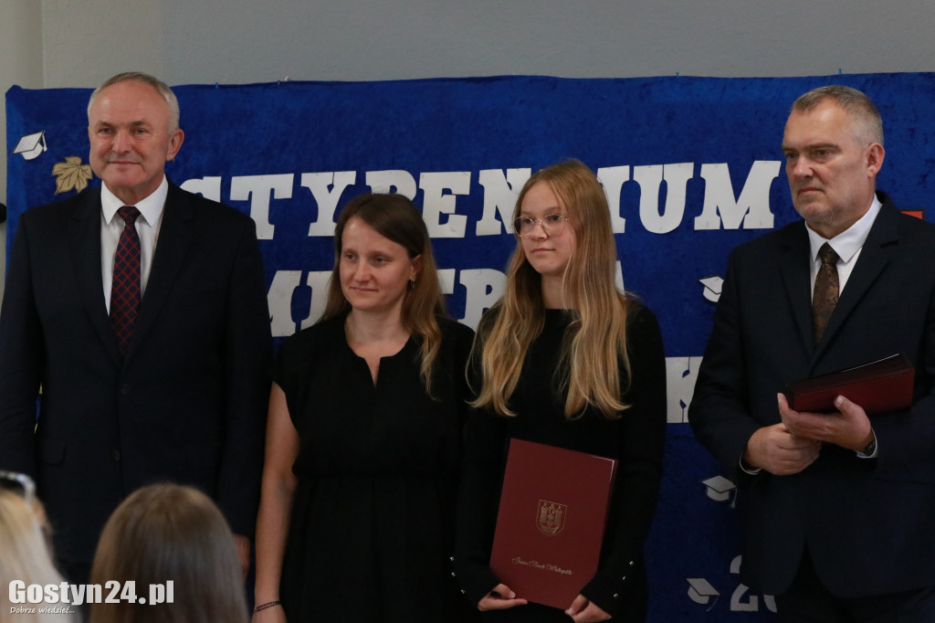 Stypendia dla zdolnych uczniów w gminie Borek Wlkp.