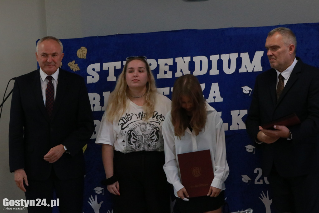 Stypendia dla zdolnych uczniów w gminie Borek Wlkp.