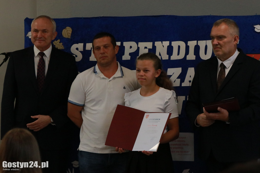 Stypendia dla zdolnych uczniów w gminie Borek Wlkp.