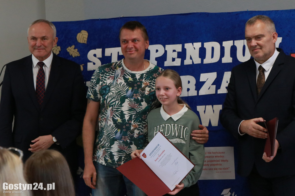 Stypendia dla zdolnych uczniów w gminie Borek Wlkp.