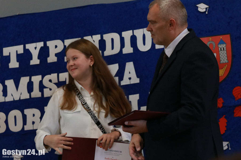 Stypendia dla zdolnych uczniów w gminie Borek Wlkp.