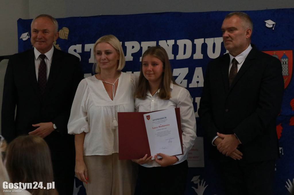 Stypendia dla zdolnych uczniów w gminie Borek Wlkp.