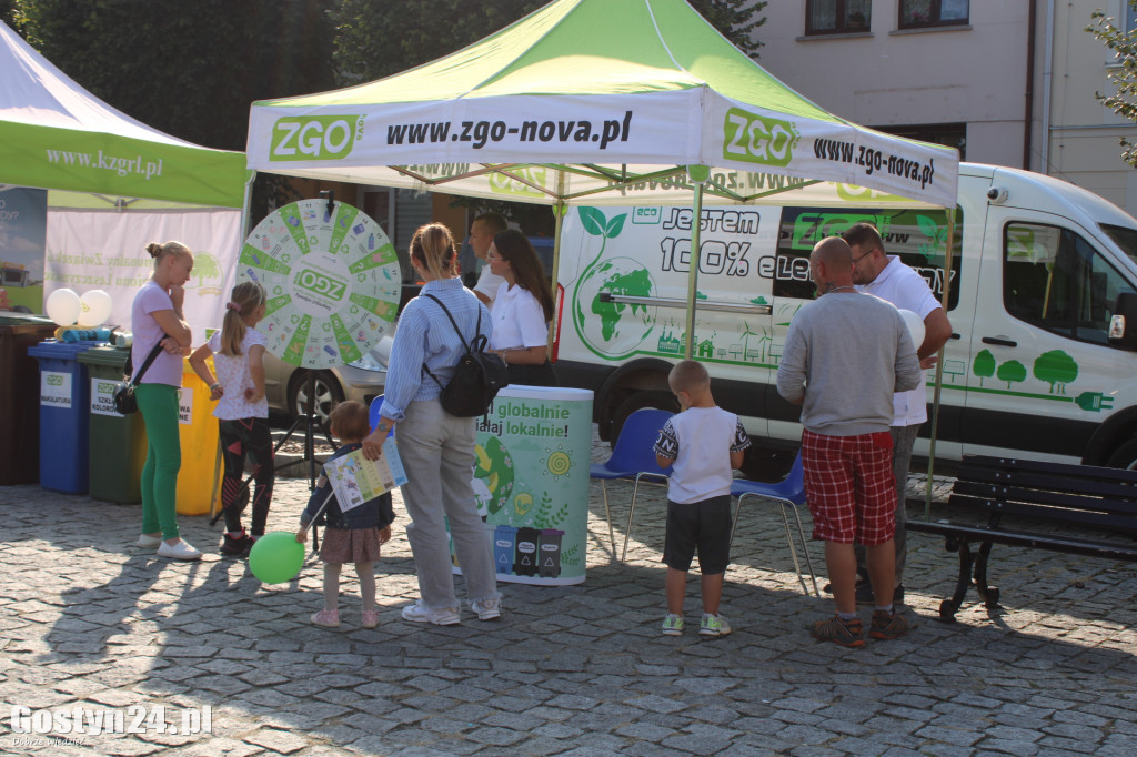 Ekoevent i tańce na gostyńskim rynku