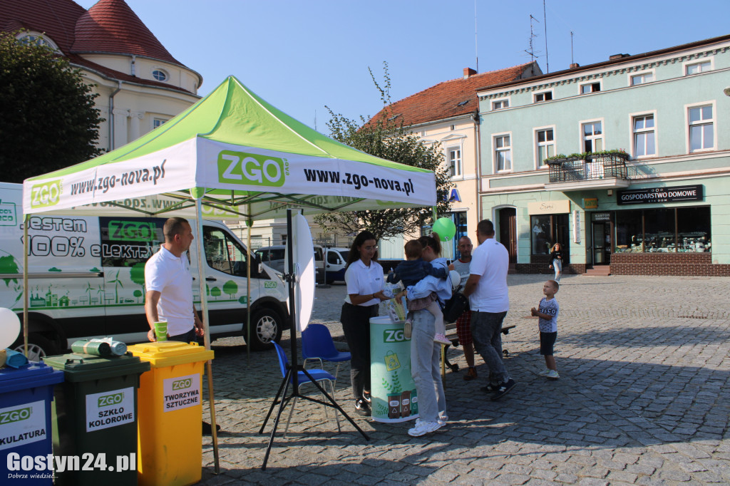 Ekoevent i tańce na gostyńskim rynku