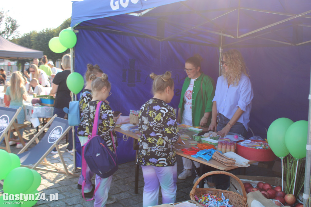 Ekoevent i tańce na gostyńskim rynku