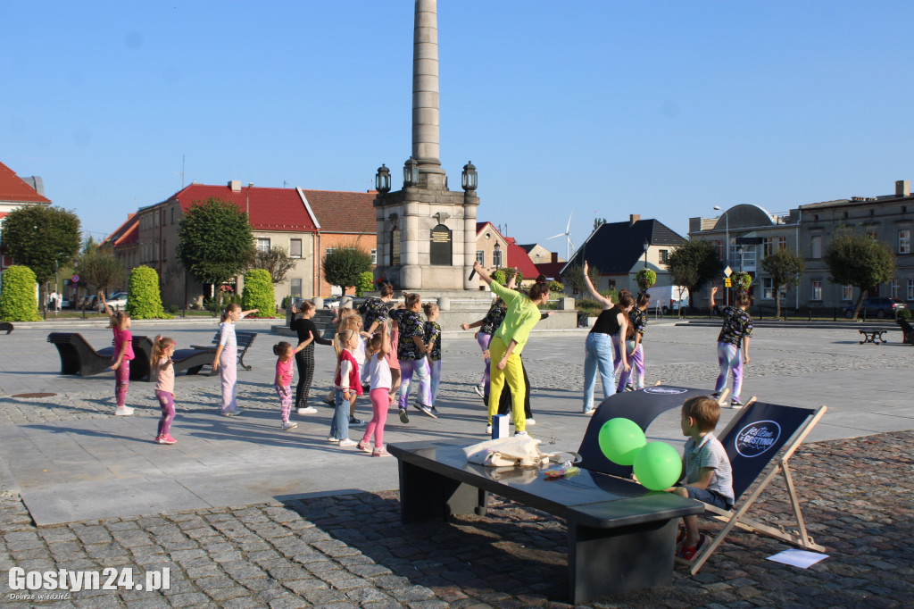 Ekoevent i tańce na gostyńskim rynku