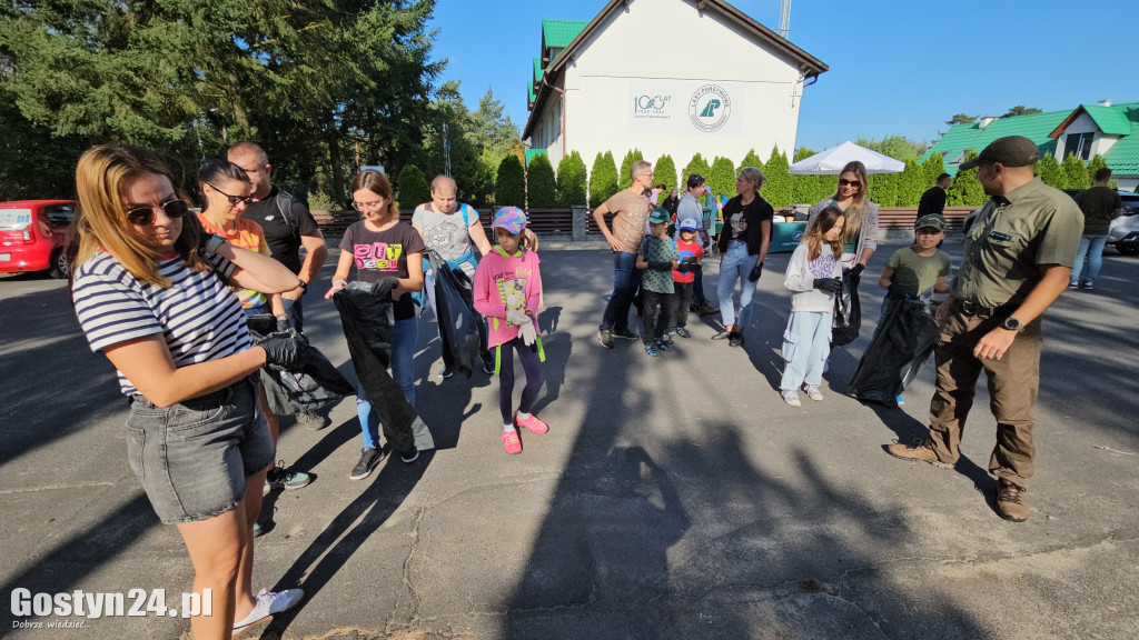 Akcja sprzątanie świata w Piaskach