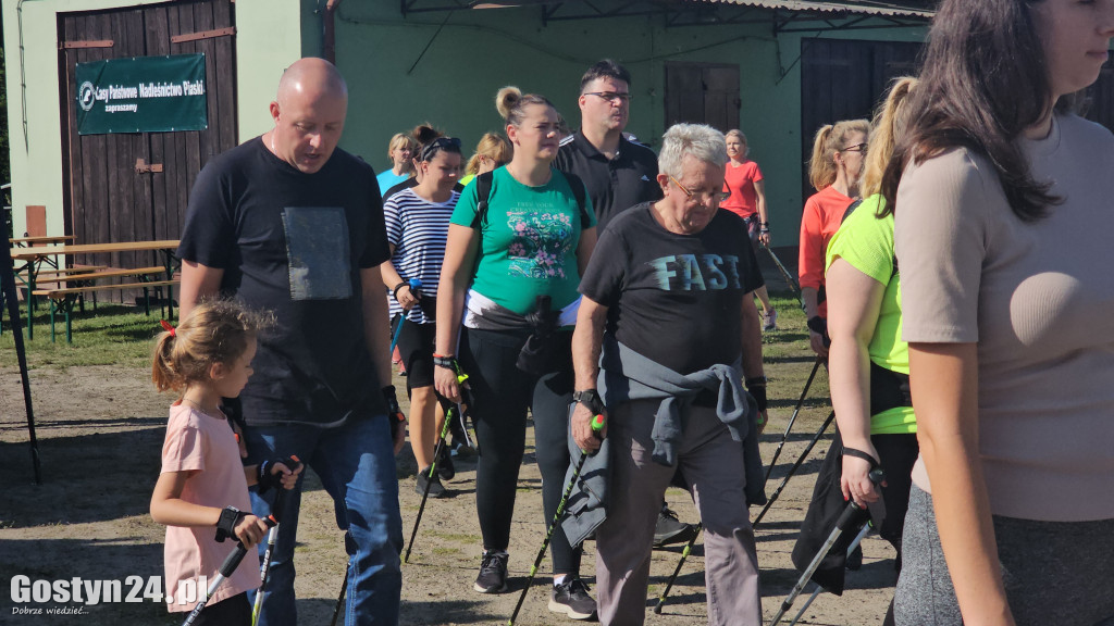 Marsz po Zdrowie z Nordic Walking w Piaskach