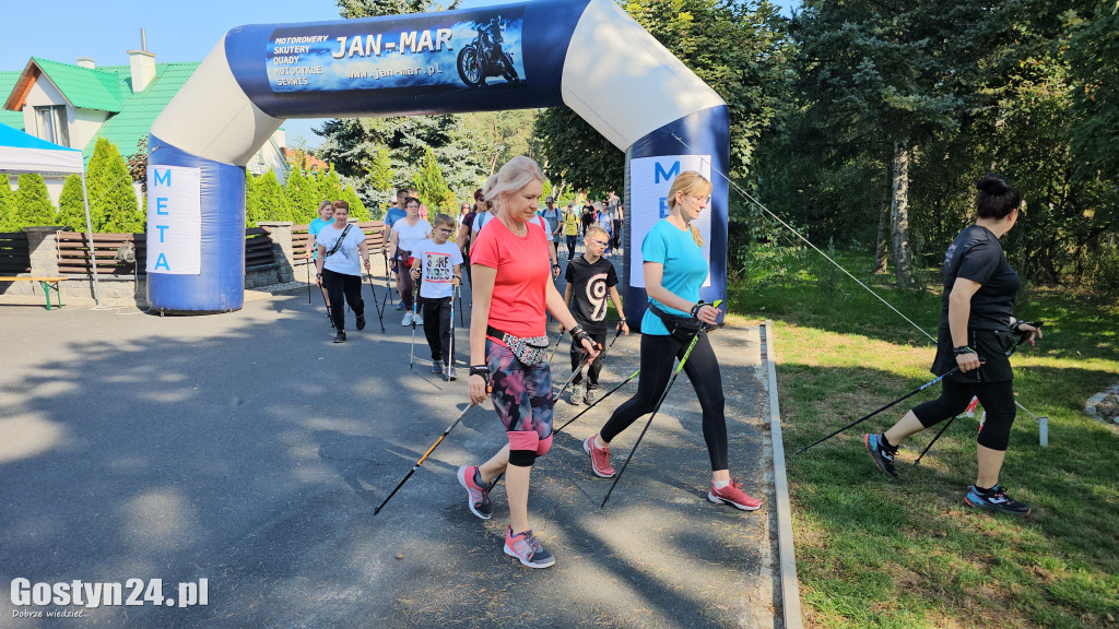 Marsz po Zdrowie z Nordic Walking w Piaskach