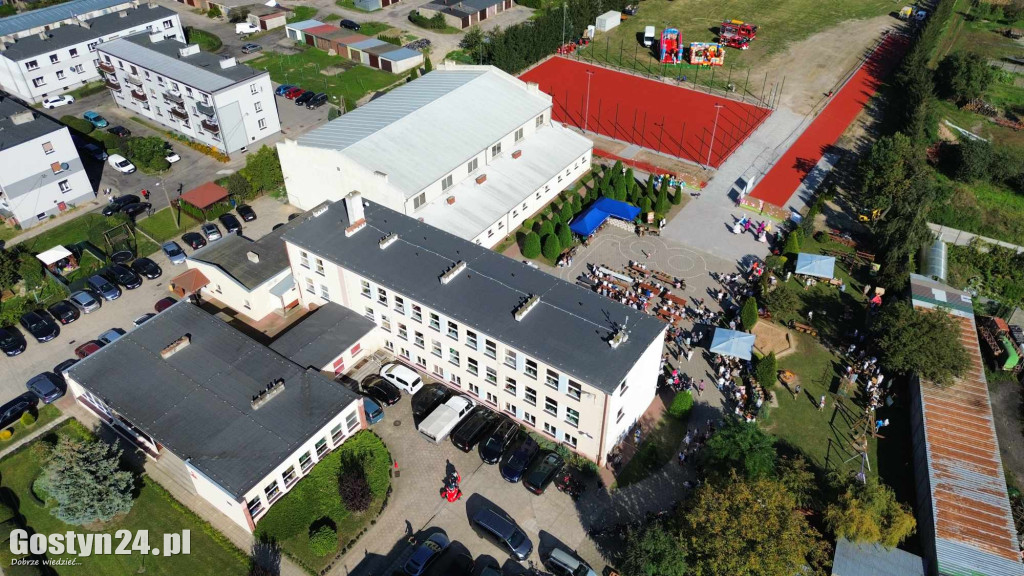Festyn rodzinny w szkole podstawowej w Bodzewie