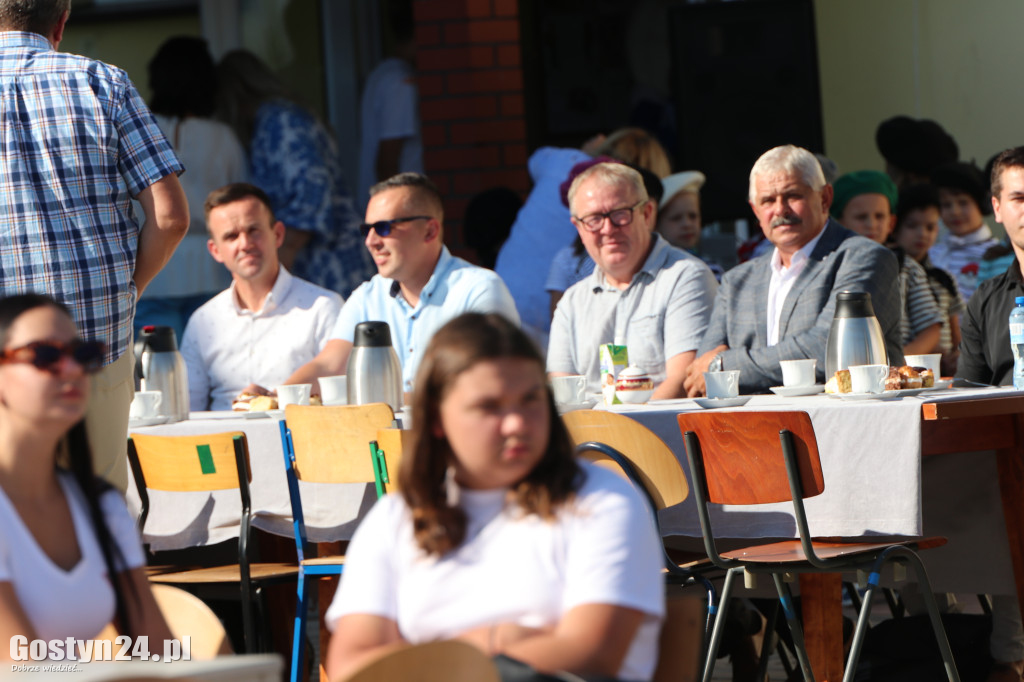 Festyn rodzinny w szkole podstawowej w Bodzewie