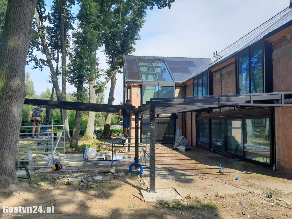Stalowe konstrukcje. Klucz do sukcesu w budownictwie przemysłowym