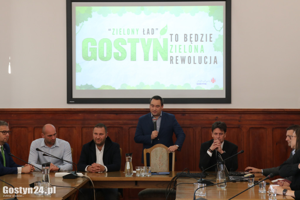 Podpisanie umowy na zieloną rewolucję w Gostyniu