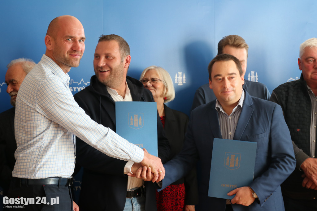 Podpisanie umowy na zieloną rewolucję w Gostyniu