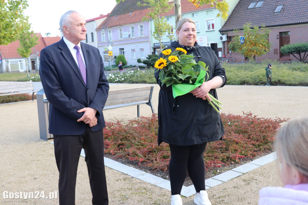 Zegar słoneczny stanął na rynku w Borku Wlkp.