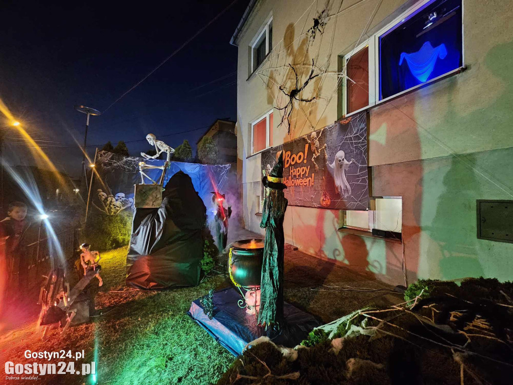 Instalacja pana Zbigniewa z okazji Halloween w Gostyniu