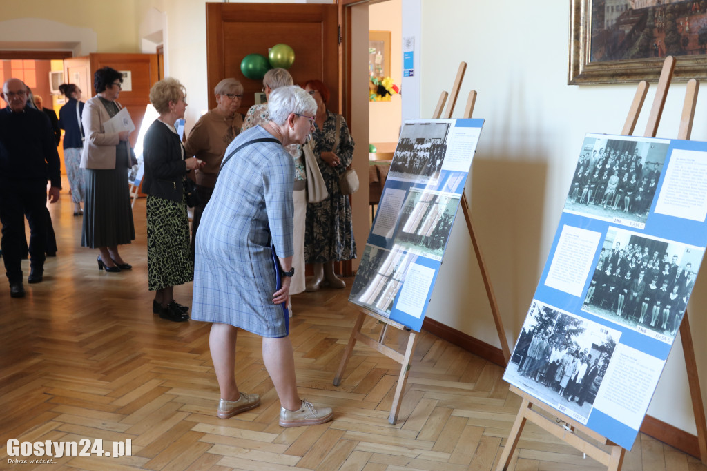 Uroczystości 100-lecia oddania budynku szkoły.