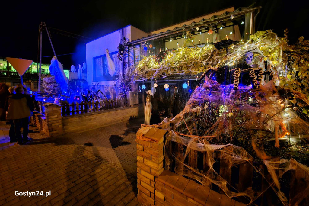Kolejny przystrojony dom na Halloween na ul. Kochanowskiego w Gostyniu