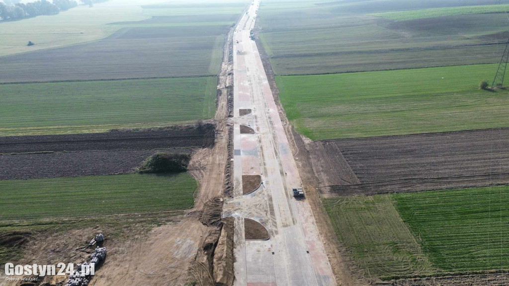 Budowa nowej drogi na Strefie Gospodarczej w Czachorowie