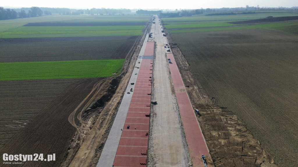 Budowa nowej drogi na Strefie Gospodarczej w Czachorowie