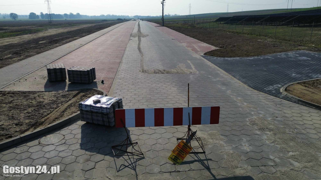 Budowa nowej drogi na Strefie Gospodarczej w Czachorowie