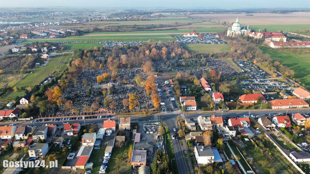 Wszystkich Świętych na gostyńskim cmentarzu