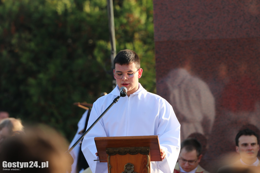 Wszystkich Świętych na gostyńskim cmentarzu