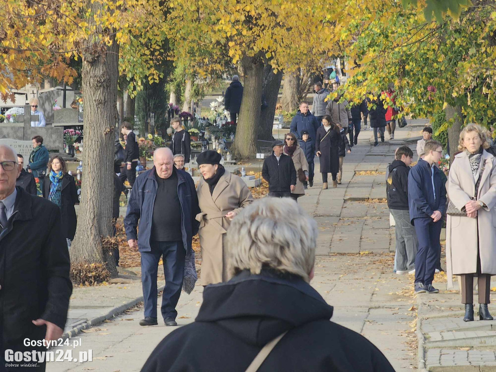 Wszystkich Świętych na gostyńskim cmentarzu