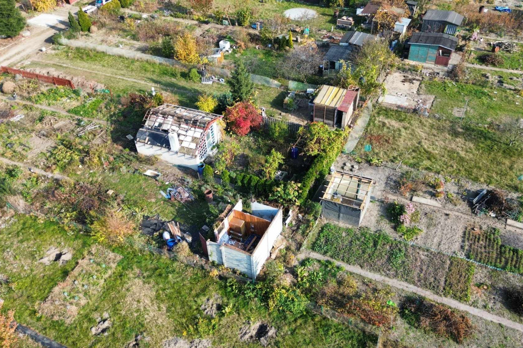 Pustoszeją ogródki działkowe przy ul. Wrocławskiej w Gostyniu