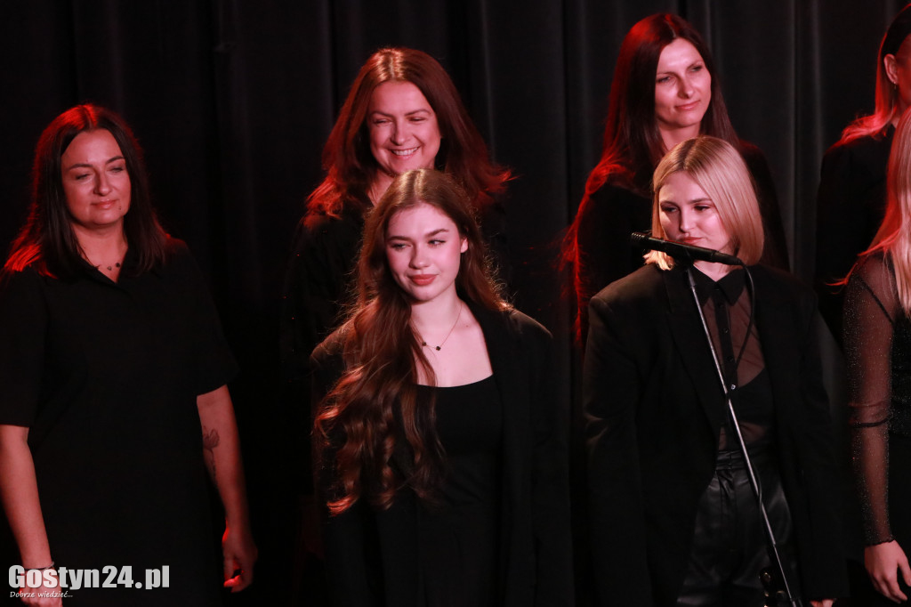 Koncert Studio Happy Singers w gostyńskim Hutniku
