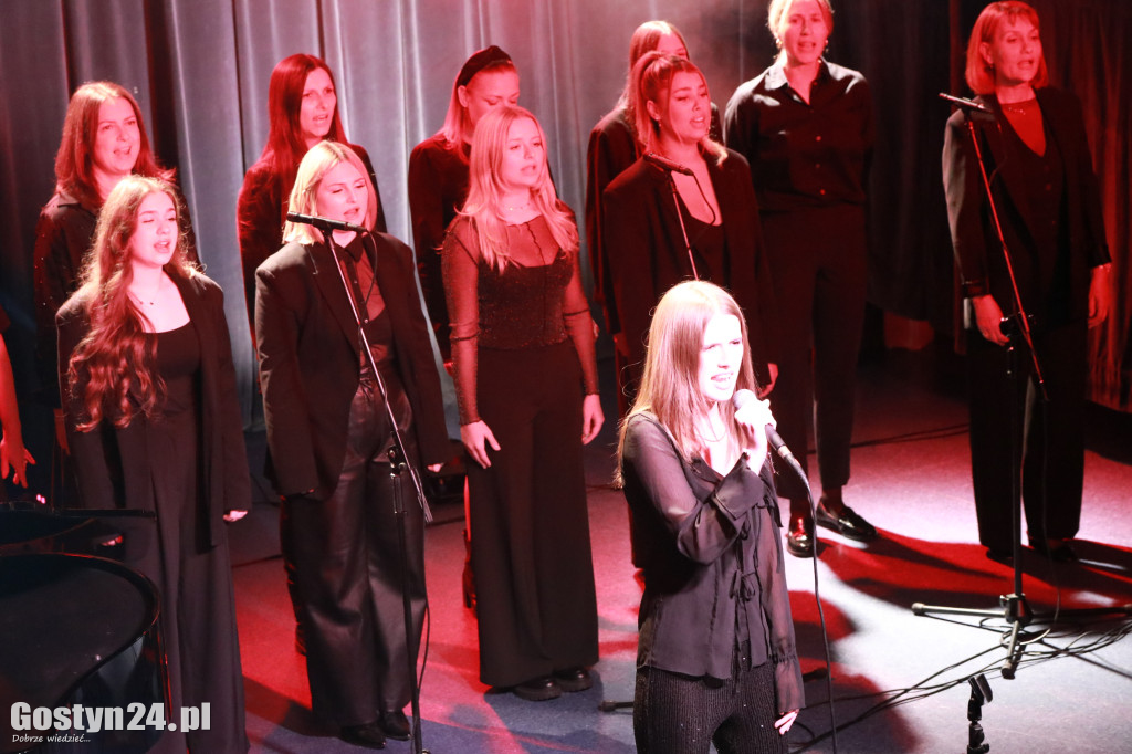 Koncert Studio Happy Singers w gostyńskim Hutniku