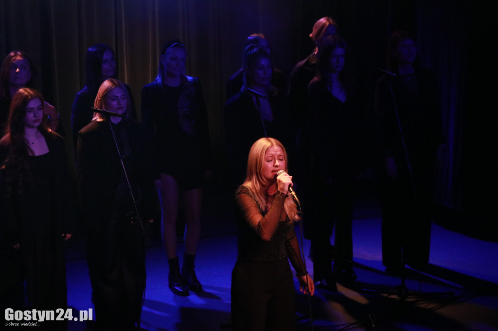 Koncert Studio Happy Singers w gostyńskim Hutniku