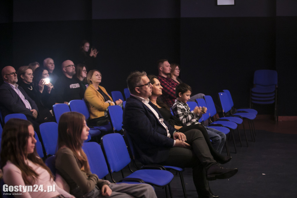 Koncert na zakończenie obchodów niepodległościowych w GOK Hutnik