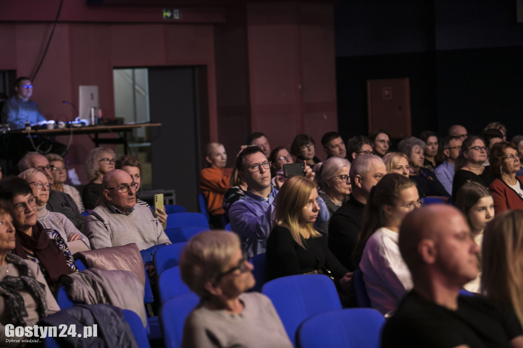 Koncert na zakończenie obchodów niepodległościowych w GOK Hutnik