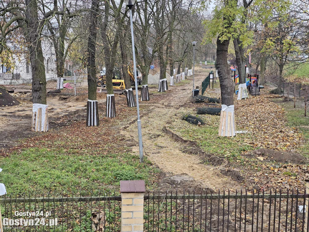 Rozpoczęła się rewitalizacja parku miejskiego w Gostyniu