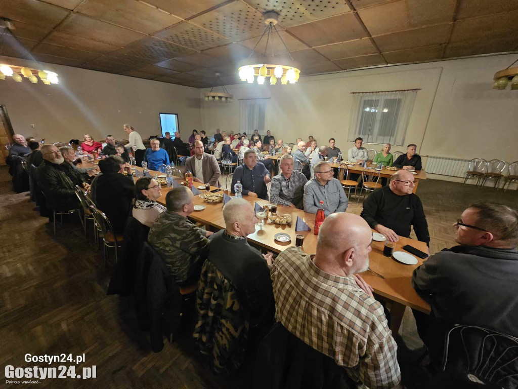 Spotkanie z Janem Niedzielą w Domu Strażaka w Piaskach