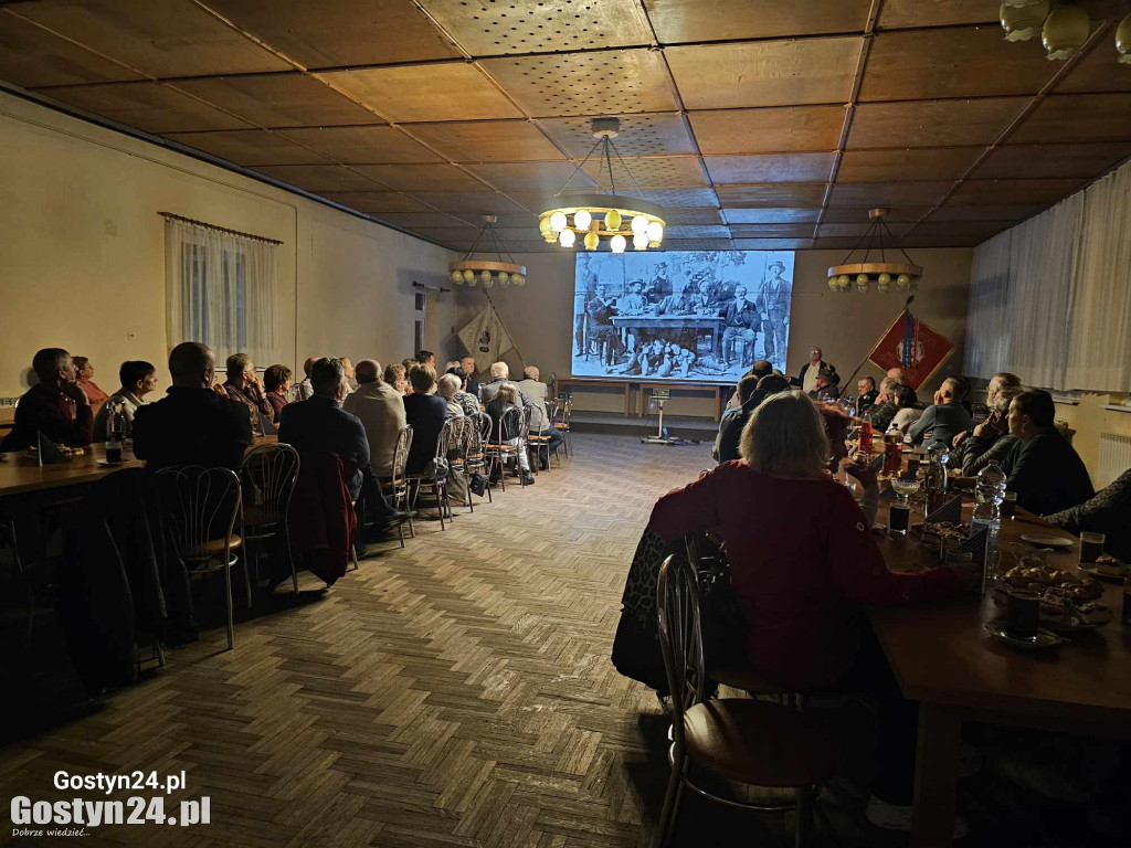 Spotkanie z Janem Niedzielą w Domu Strażaka w Piaskach