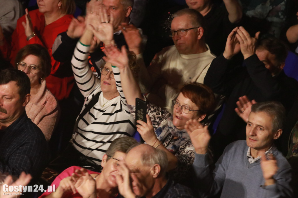 Koncert Szlagierowy Zawrót Głowy w Hutniku