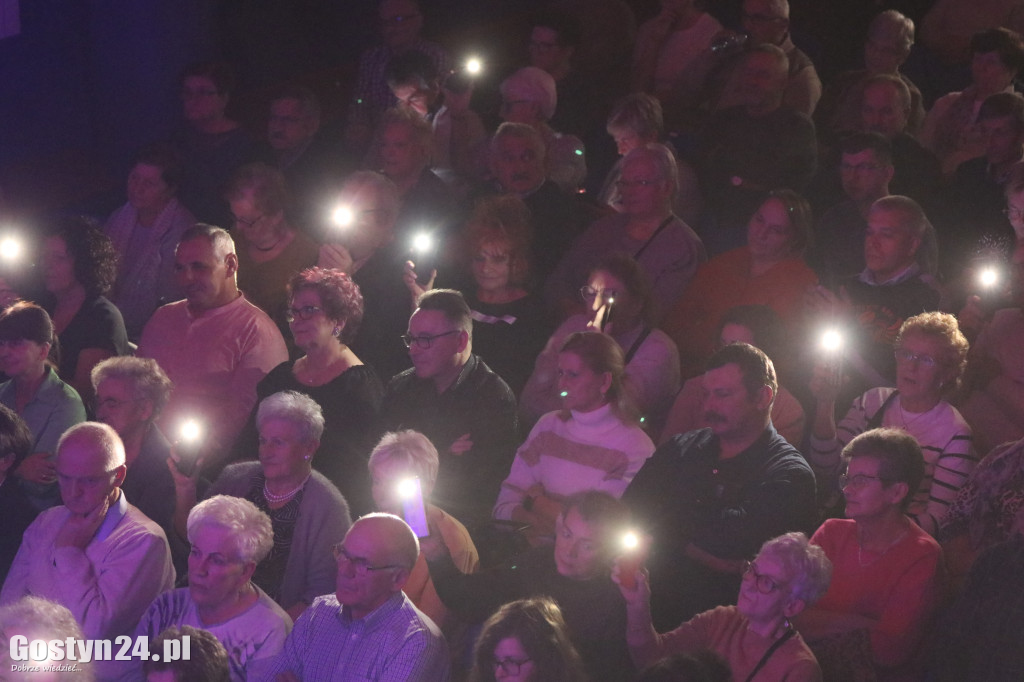 Koncert Szlagierowy Zawrót Głowy w Hutniku