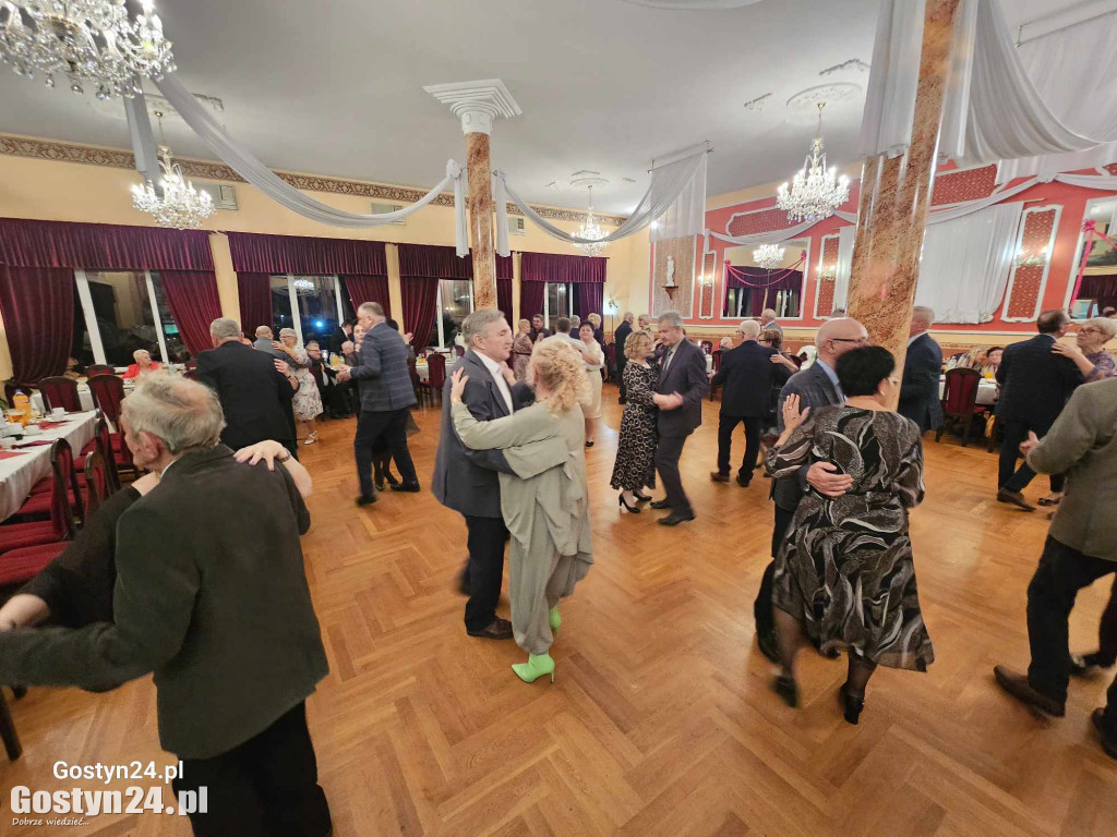 Andrzejki seniorów z koła PZERiI w Krobi