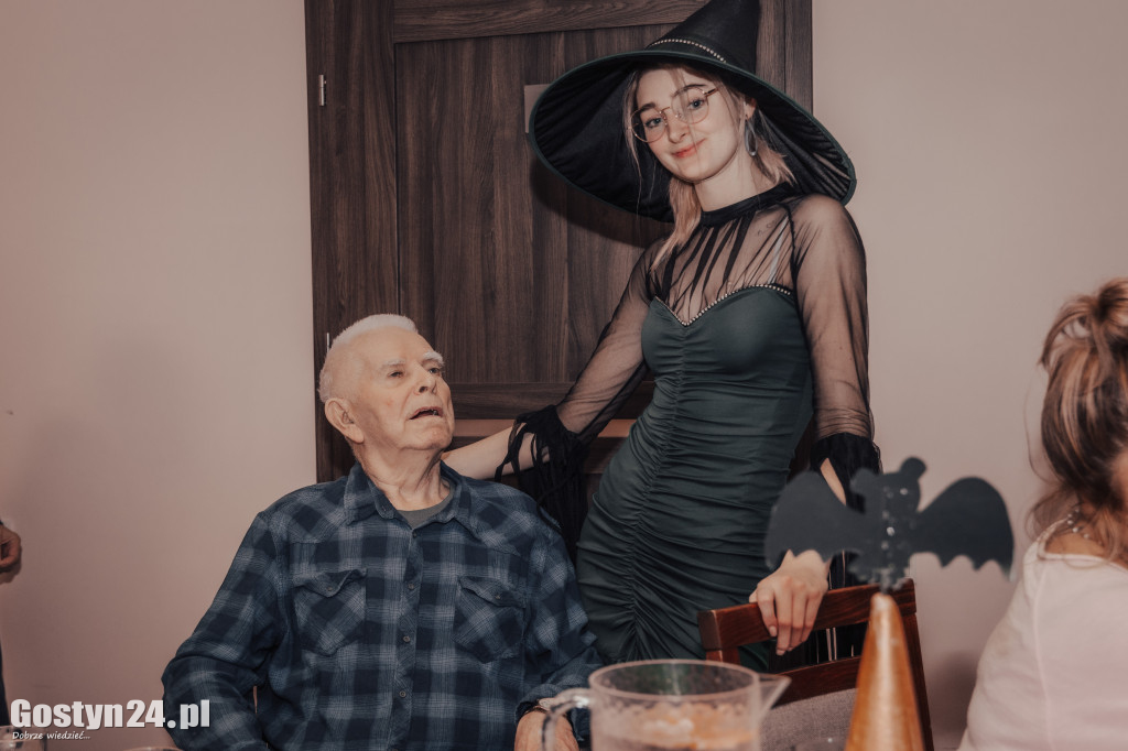 Andrzejki w Domu Seniora Bronek w Szelejewie Drugim