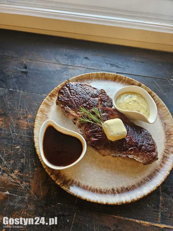 Dobry catering to nie tylko jedzenie. Rozmawiamy z Krzysztofem Boguszem