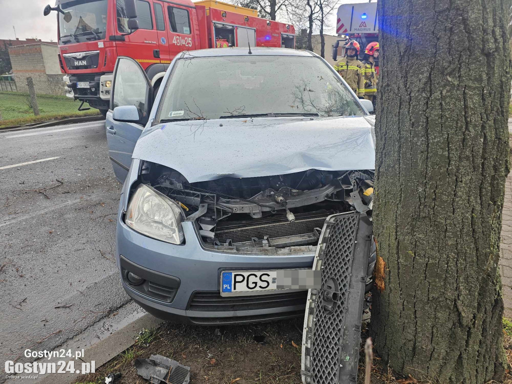 Zdarzenie drogowe na ul. Wrocławskiej w Gostyniu