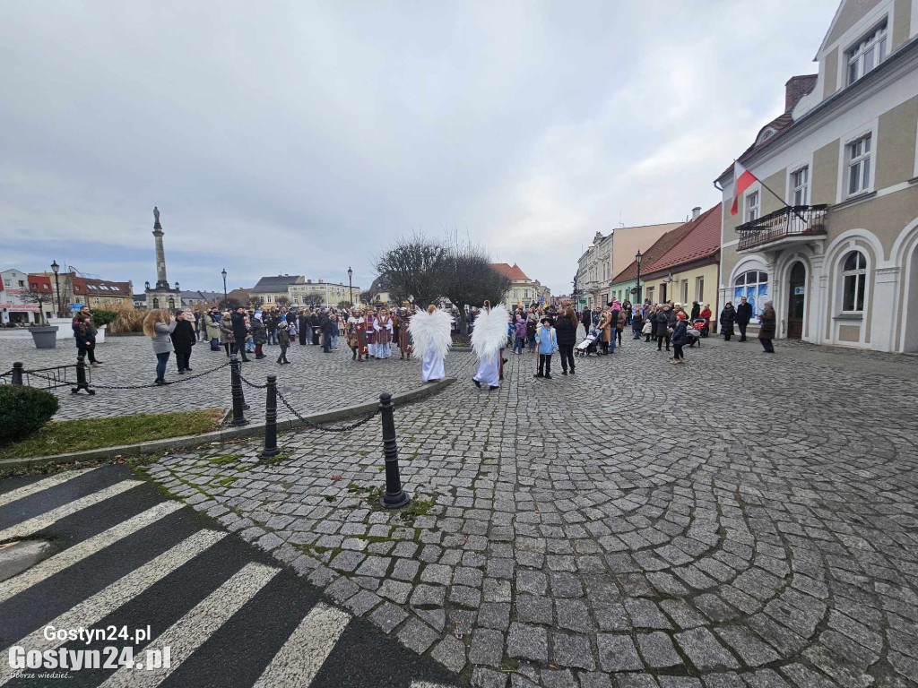 Orszak Trzech Króli przeszedł ulicami Gostynia
