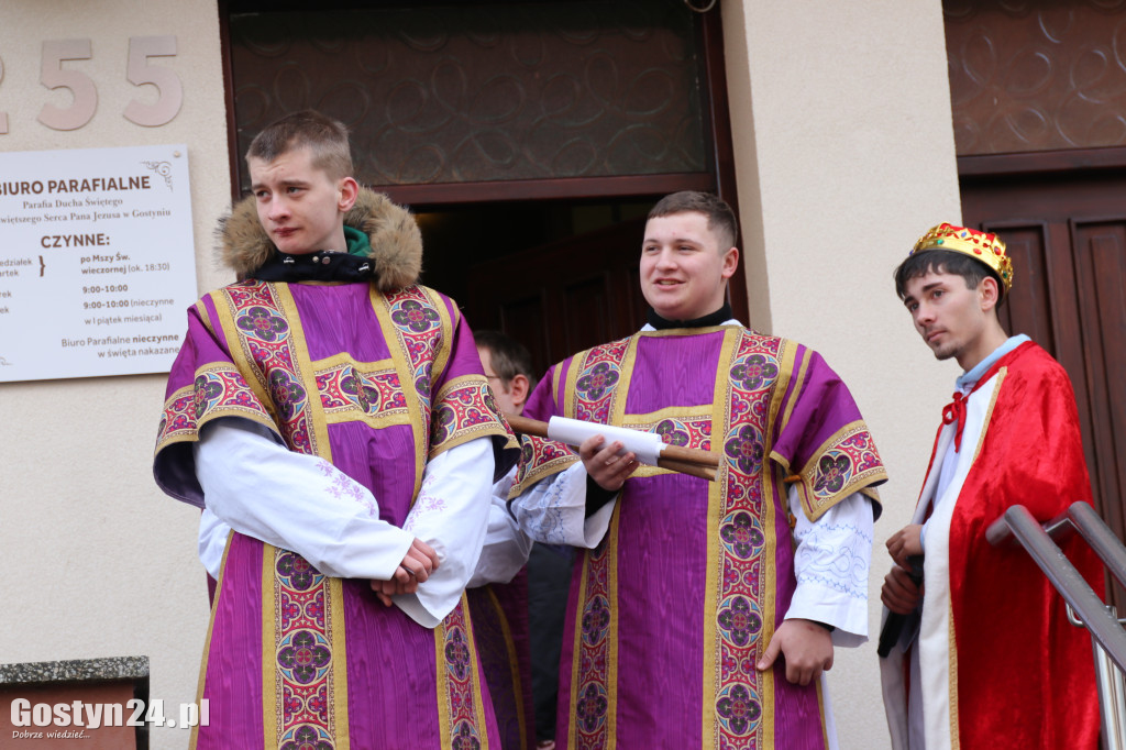 Orszak Trzech Króli przeszedł ulicami Gostynia