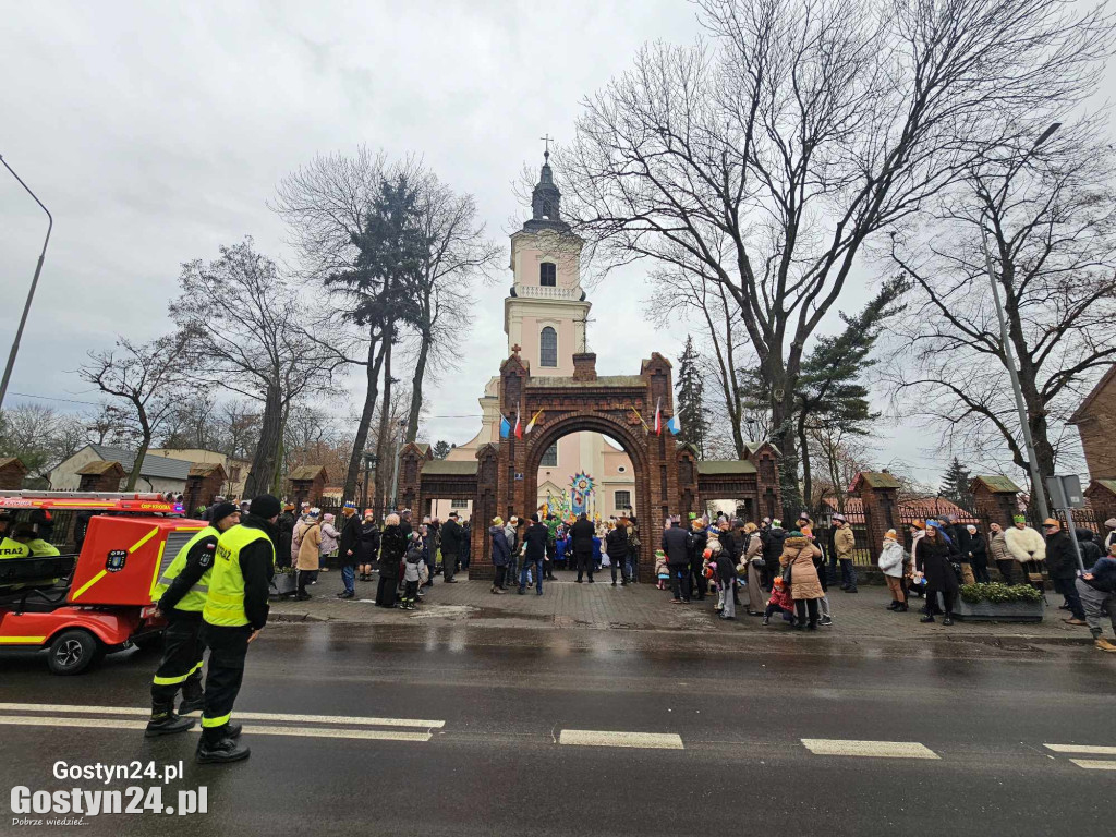 Orszak Trzech Króli przeszedł ulicami Krobi