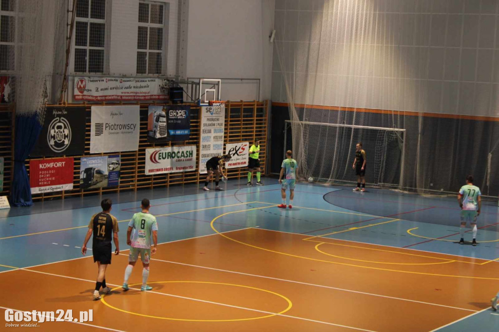 Mecz Futsal Gostyń kontra KS Gniezno w gostyńskim liceum